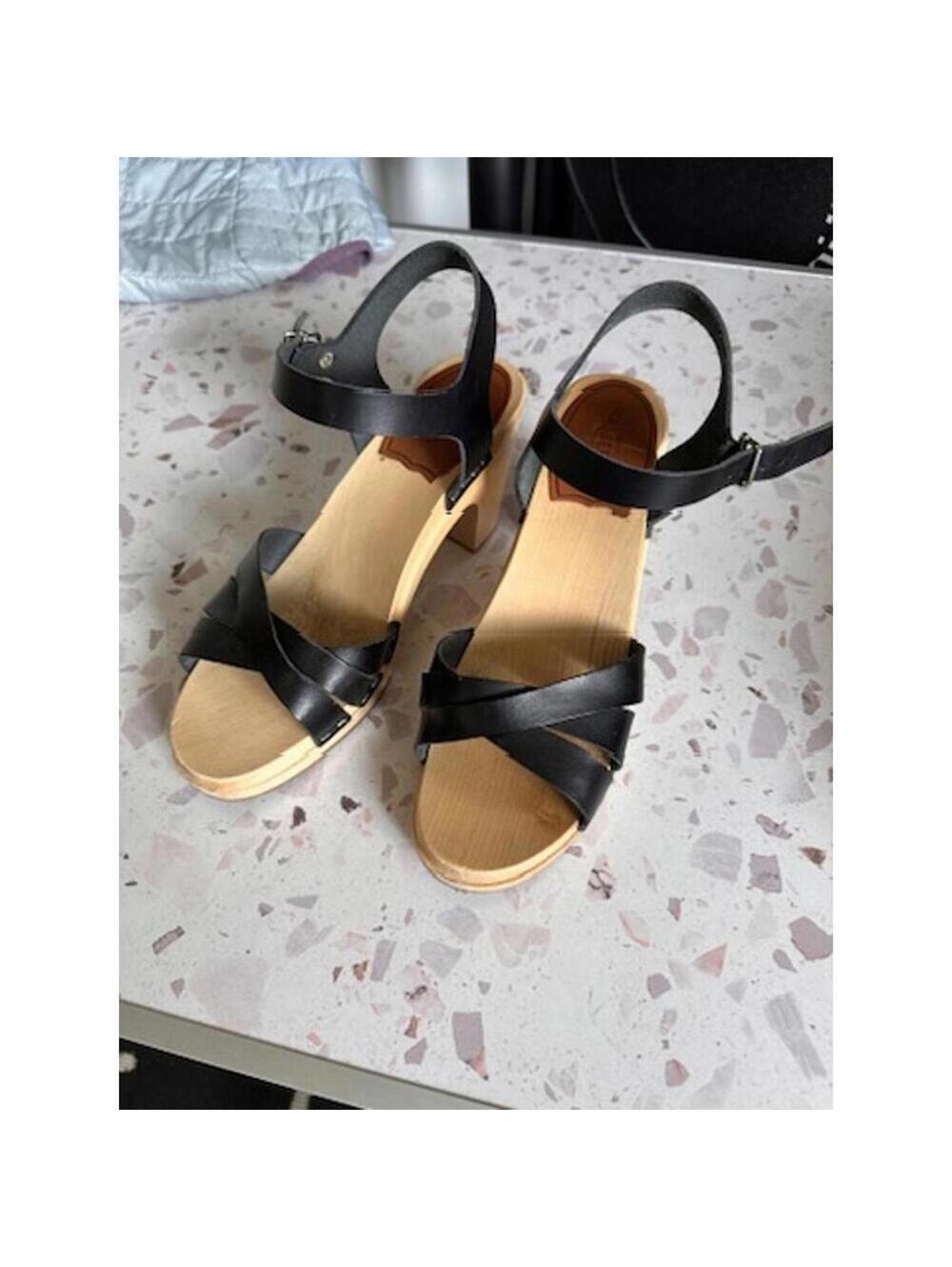 Swedish Hasbeens 80s Strap Sandals Size